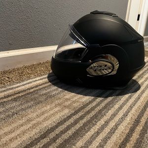 Black LS2 Valiant Helmet Size XS